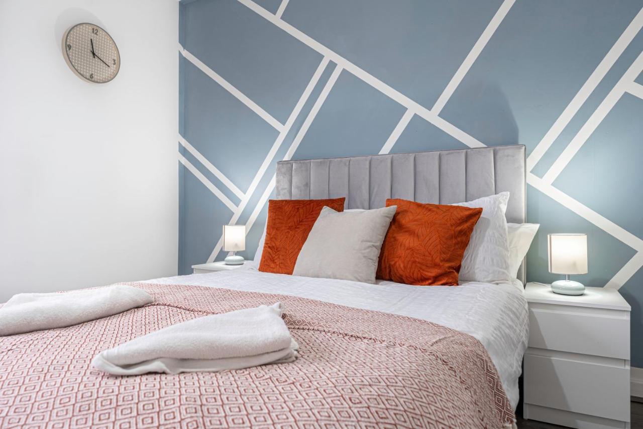 Jkg Property Solutions Presents Cosy City Apartment Coventry Luaran gambar