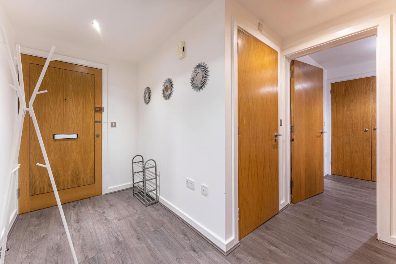 Jkg Property Solutions Presents Cosy City Apartment Coventry Luaran gambar